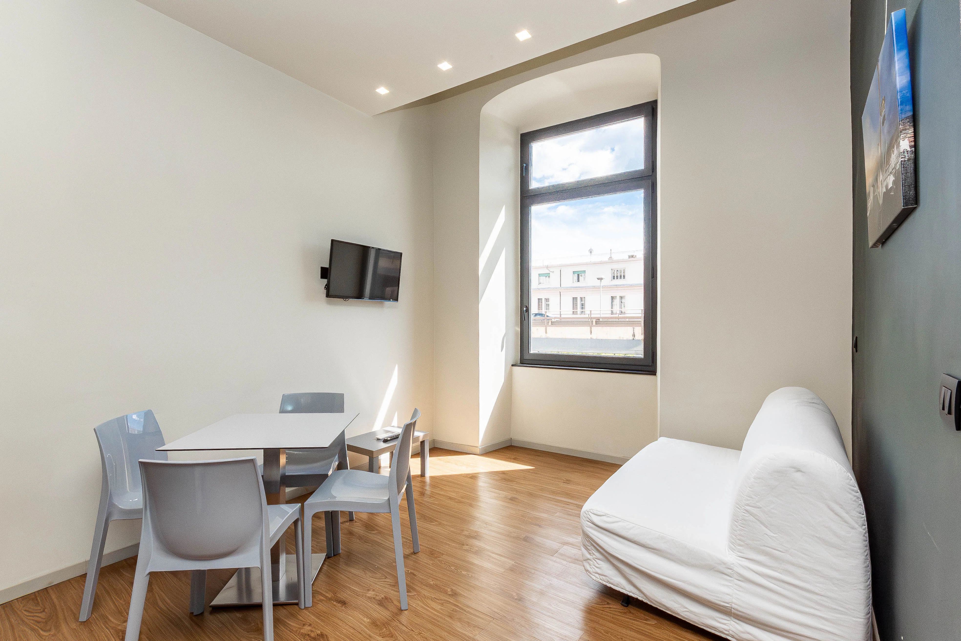 Soggiorno Appartamento B Genovapartments – elegante con luce naturale